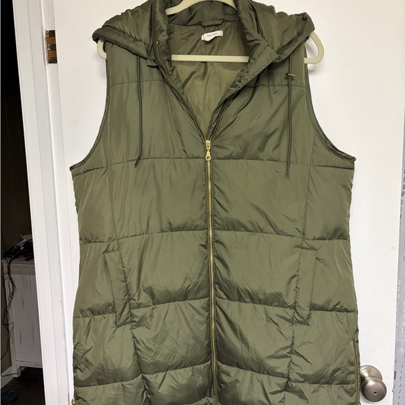 Maurices Jackets & Blazers - Olive Green Women's Puffer Vest Tunic length